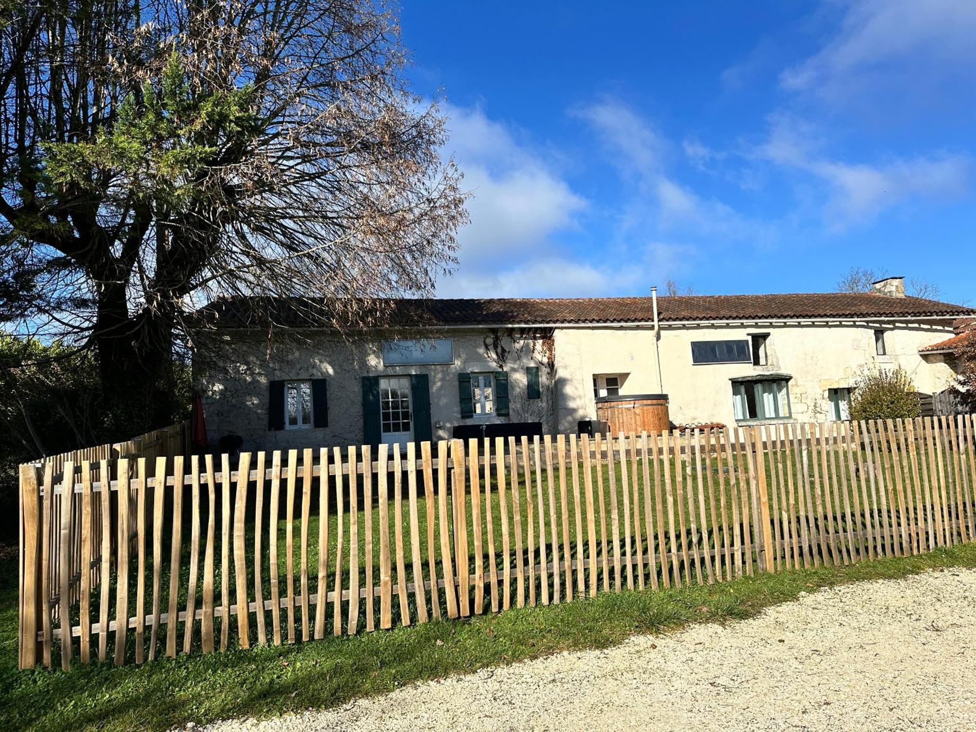 Domaine De La Roche Chabrelle Villa Saint-Just  Buitenkant foto