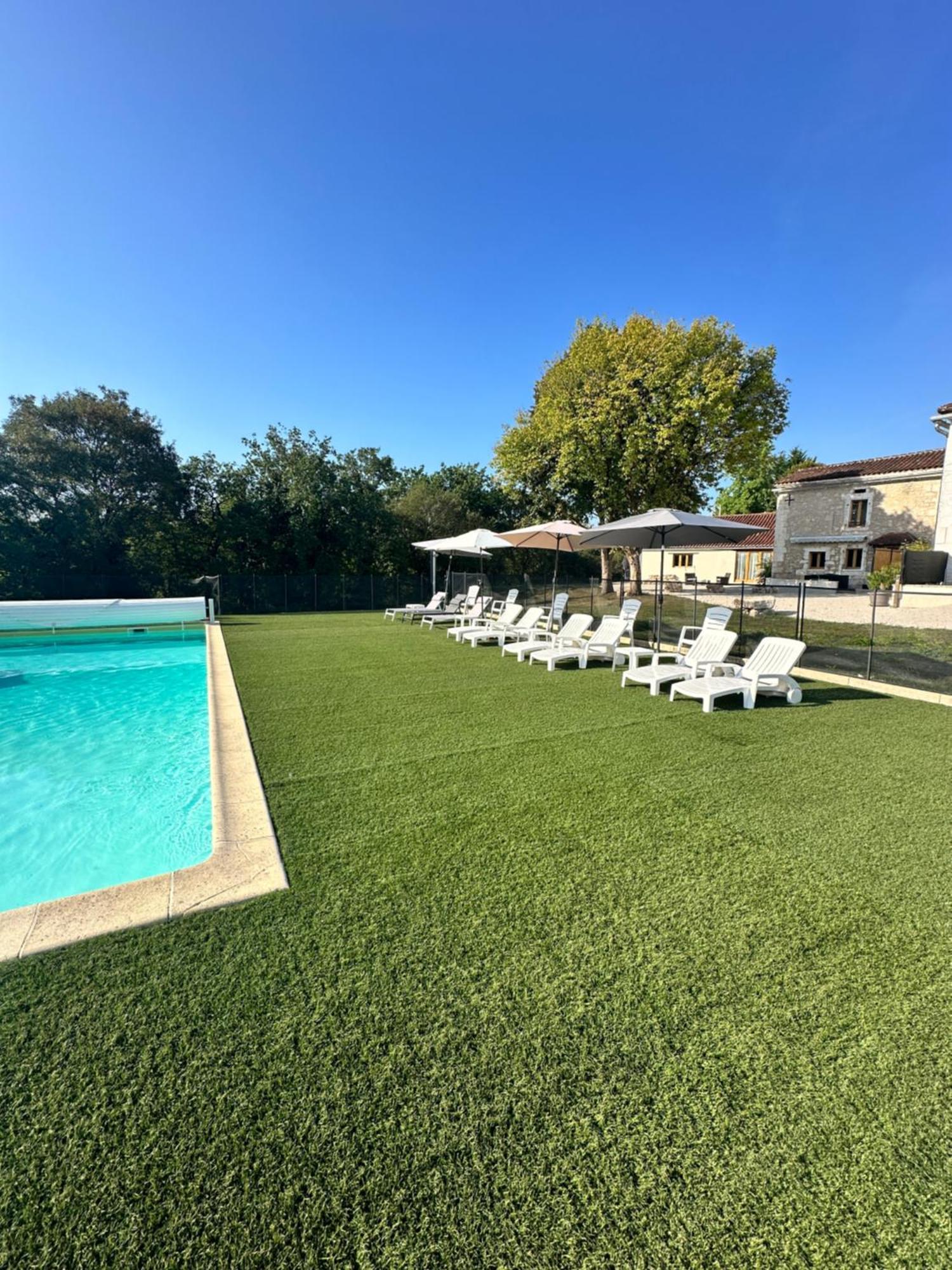 Domaine De La Roche Chabrelle Villa Saint-Just  Buitenkant foto